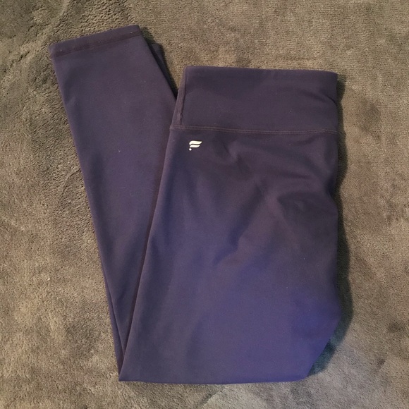 Fabletics size 4/6 Leggings Purple - Picture 1 of 3